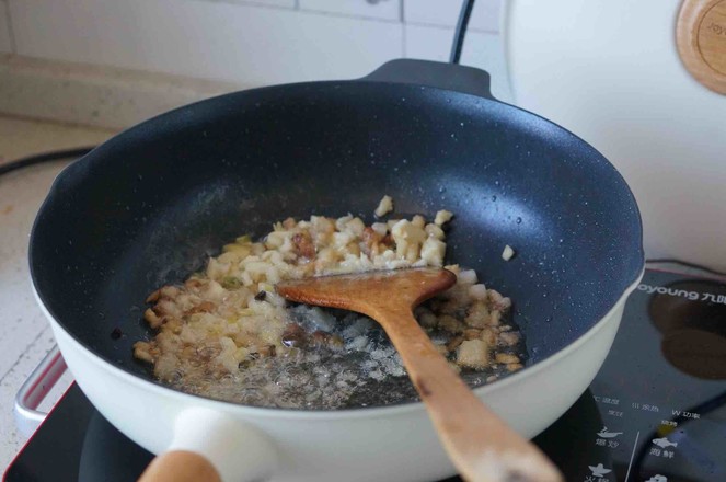 蜆肉炒豆角的做法-家常味炒菜譜