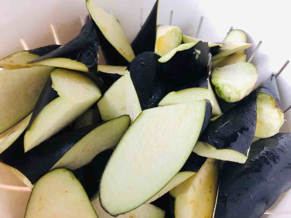 有油水的地三鮮的做法-家常味炒菜譜