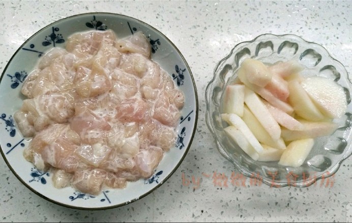 蜜桃雞球的做法-酸甜味炒菜譜