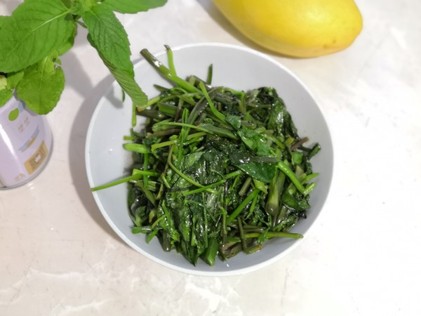 鴨腳板的做法-家常味炒菜譜