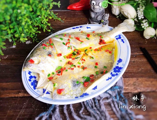 清蒸黃魚的做法-家常味蒸菜譜-易網(wǎng)健康養(yǎng)生網(wǎng) 清蒸黃魚的做法-家常味蒸菜譜