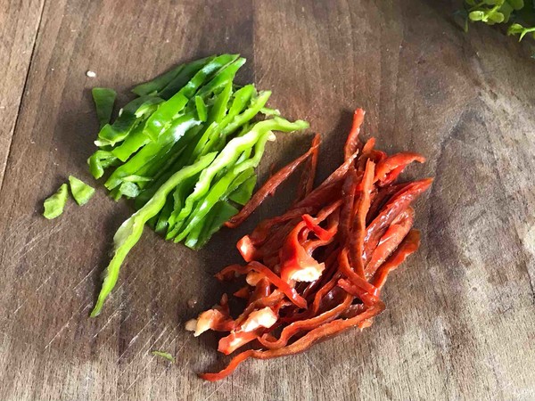 茭白炒肉絲的做法-咸鮮味炒菜譜