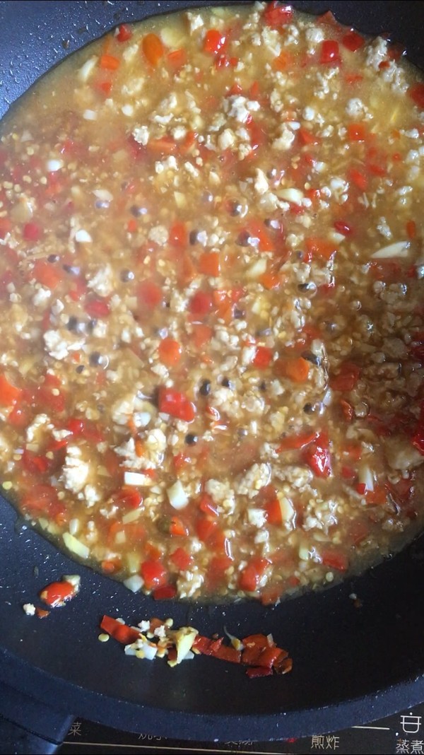 剁椒肉末抱苦瓜的做法-香辣味炒菜譜