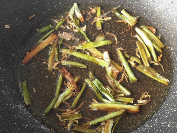 蔥燒海參的做法-咸鮮味燒菜譜-易網健康養生網 蔥燒海參的做法-咸鮮味燒菜譜