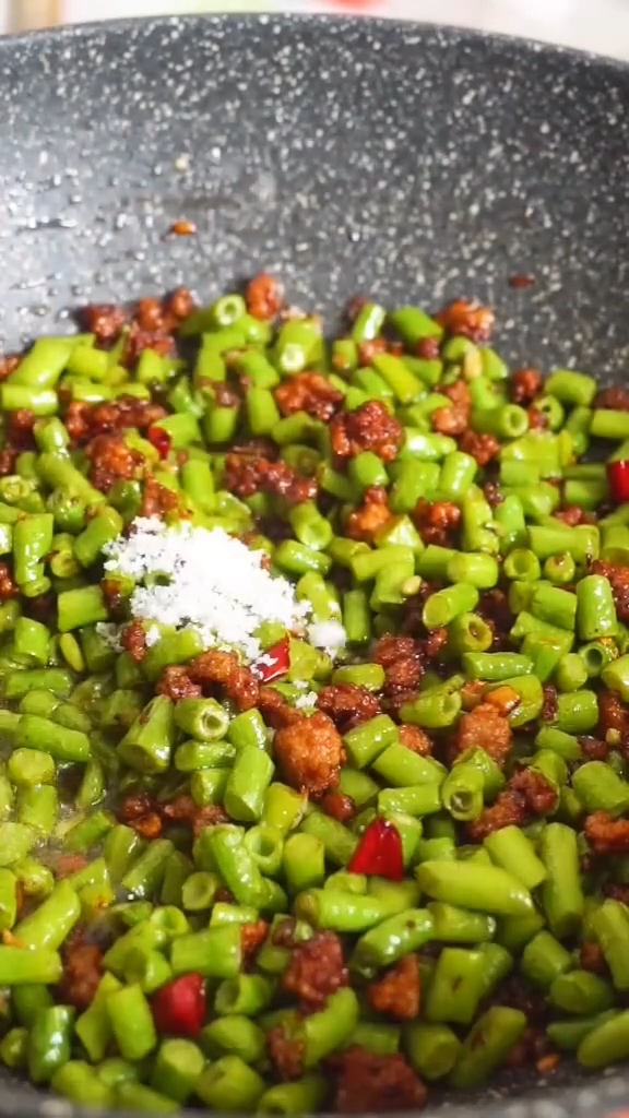 肉沫豆角的做法-咸鮮味炒菜譜