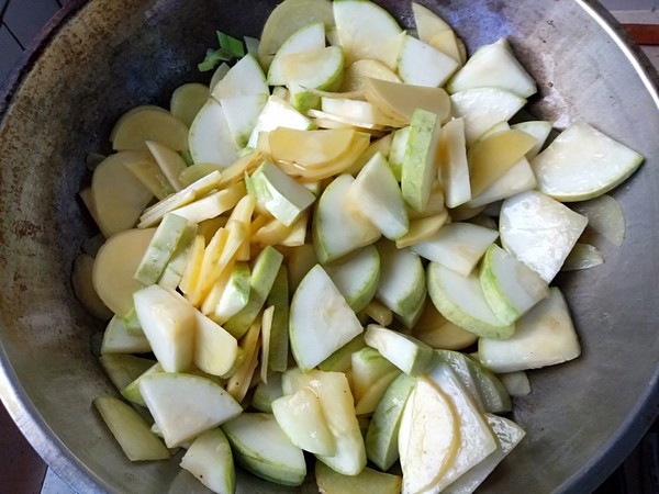 家常菜的做法-咸鮮味燉菜譜