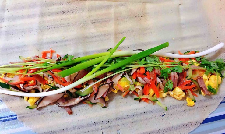 雞蛋時(shí)蔬煎餅卷的做法-咸鮮味炒菜譜