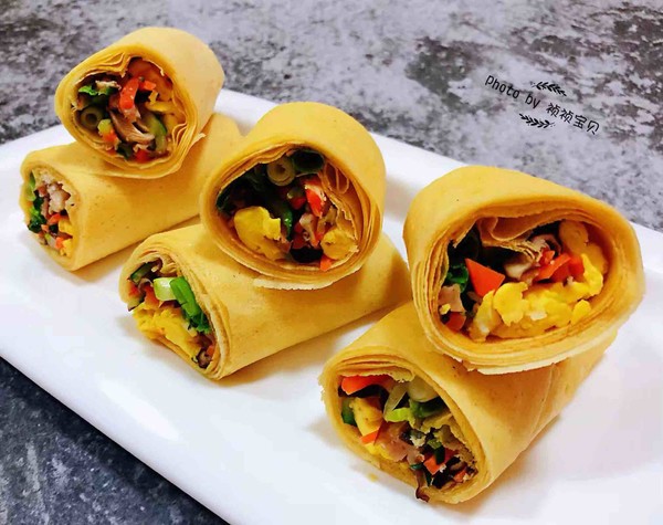 雞蛋時(shí)蔬煎餅卷的做法-咸鮮味炒菜譜