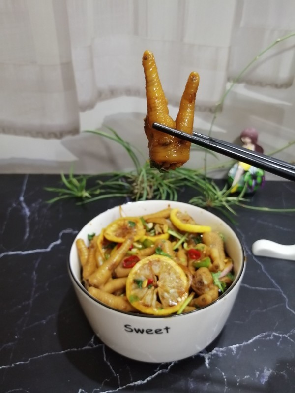 網紅酸辣雞爪的做法-酸辣味煮菜譜