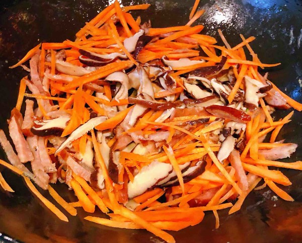 雞蛋時(shí)蔬煎餅卷的做法-咸鮮味炒菜譜