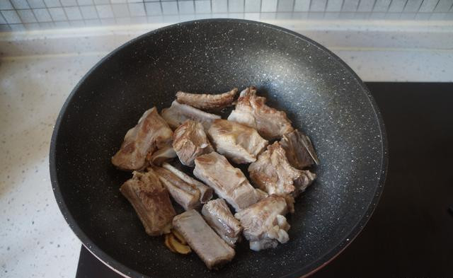 糖醋排骨的做法-酸甜味煎菜譜-易網健康養生網 糖醋排骨的做法-酸甜味煎菜譜