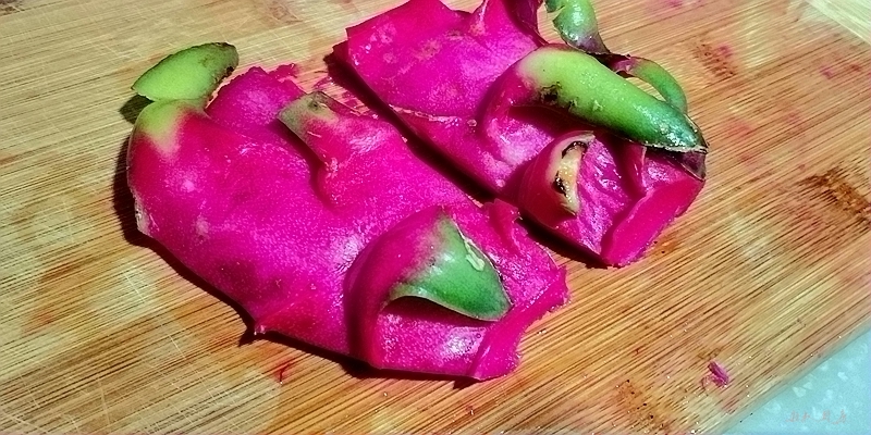 椒麻火龍果皮的做法-麻辣味拌菜譜