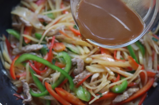 魚香土豆肉絲的做法-魚香味炒菜譜