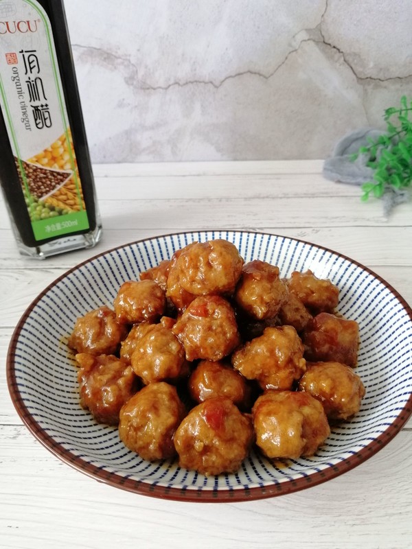 糖醋丸子的做法-酸甜味炸菜譜