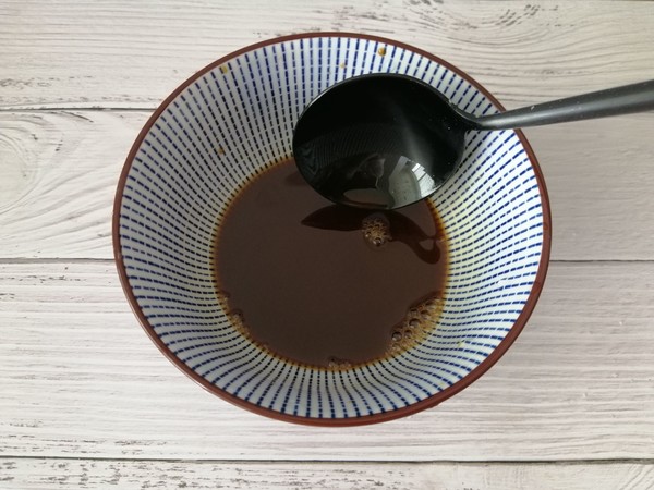 糖醋丸子的做法-酸甜味炸菜譜