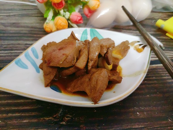 紅燒豬肝的做法-家常味炒菜譜-易網健康養生網 紅燒豬肝的做法-家常味炒菜譜