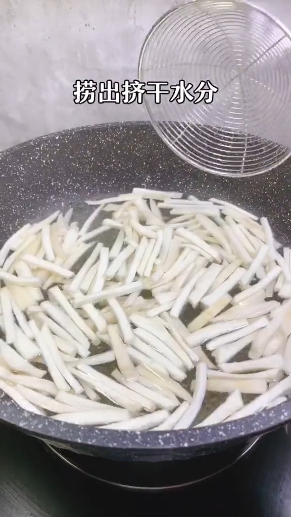 青椒杏鮑菇的做法-家常味炒菜譜