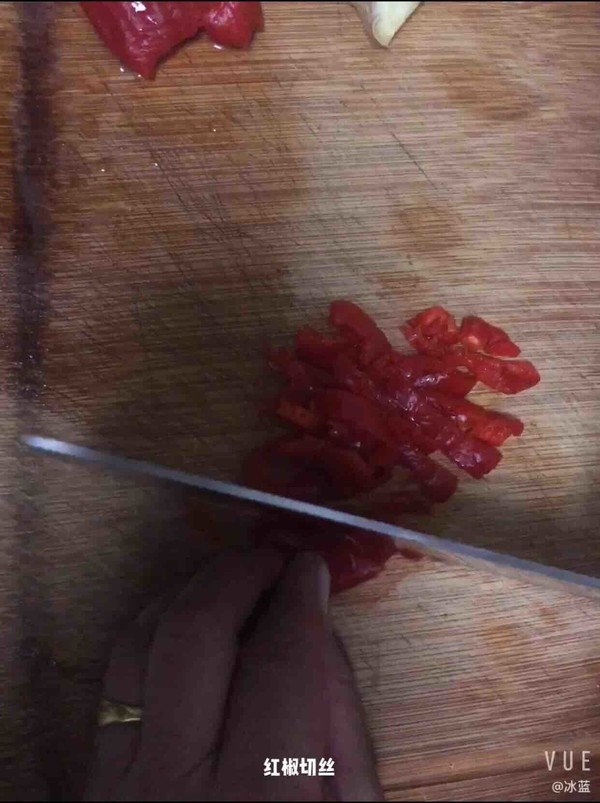 素炒山芋藤的做法-家常味炒菜譜