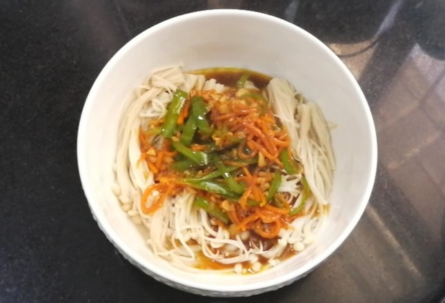 涼拌金針菇的做法-酸甜味拌菜譜