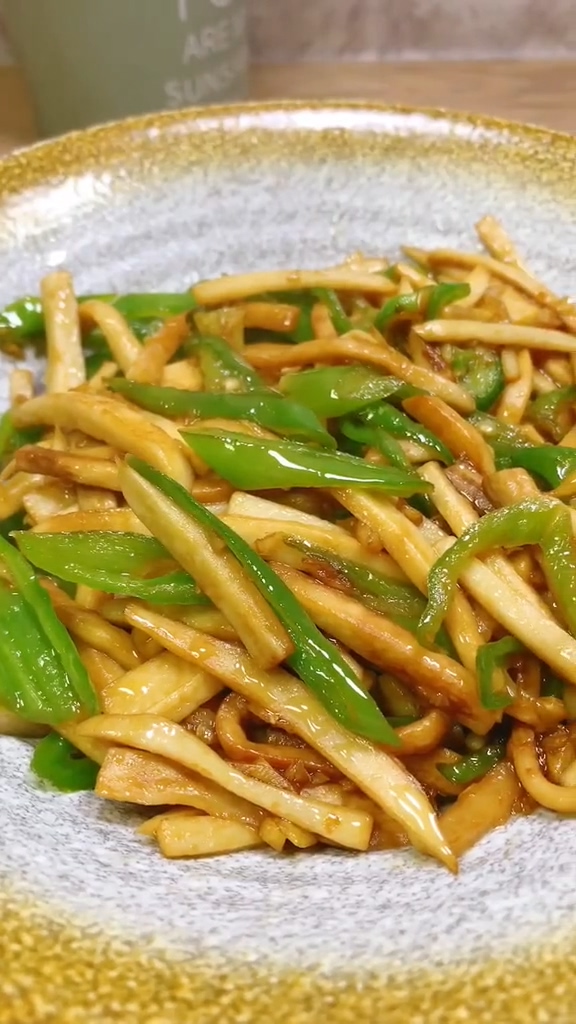 青椒杏鮑菇的做法-家常味炒菜譜