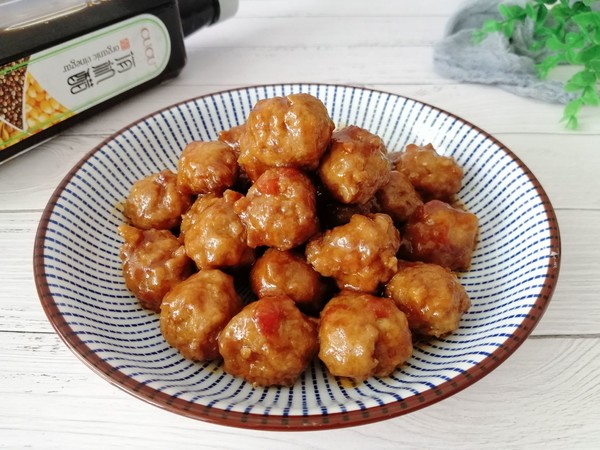 糖醋丸子的做法-酸甜味炸菜譜
