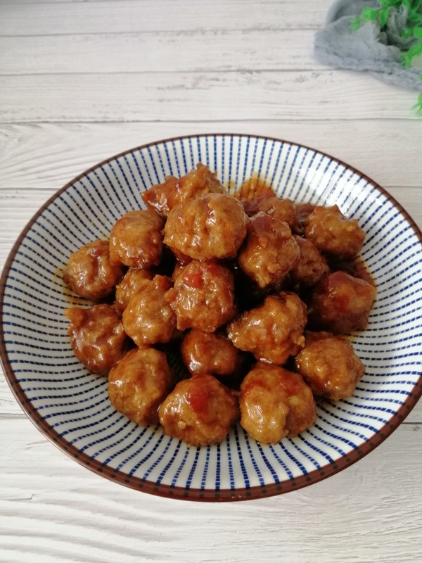 糖醋丸子的做法-酸甜味炸菜譜