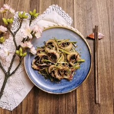 五分鐘撤離廚房的快手菜，好吃停不下來的——蔥絲涼拌八帶爪的做法-咸鮮味拌菜譜