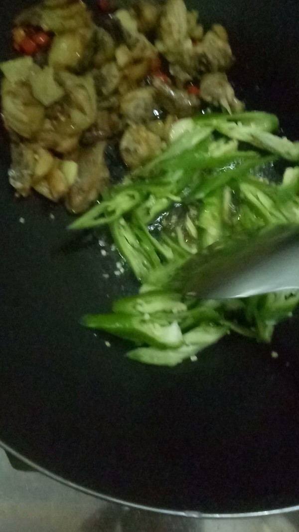 青椒小炒雞塊的做法-家常味炒菜譜