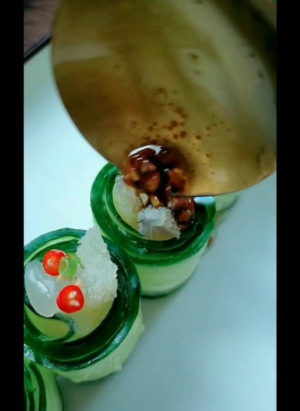 《青瓜海蜇》的做法-酸辣味拌菜譜