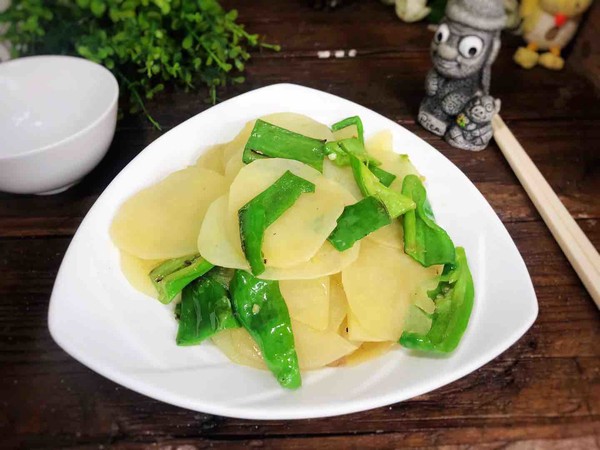 土豆這樣做簡單又美味的做法-家常味炒菜譜