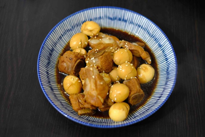 鵪鶉蛋燒排骨的做法-咸鮮味燒菜譜