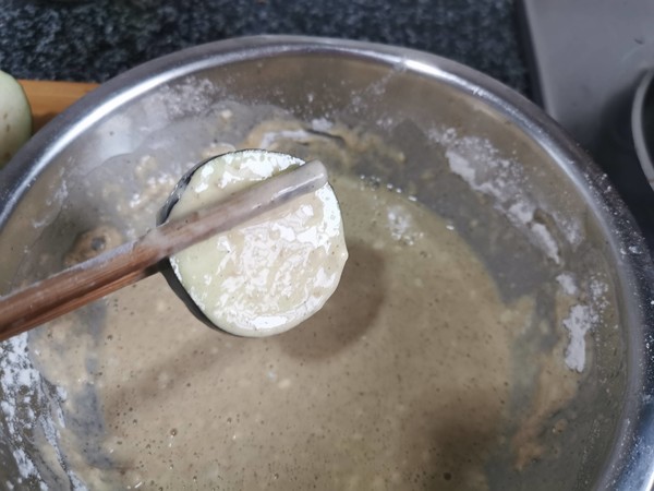 炸茄盒的做法-家常味炸菜譜