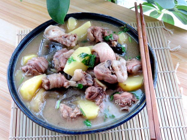 燉炒大公雞的做法-家常味燉菜譜