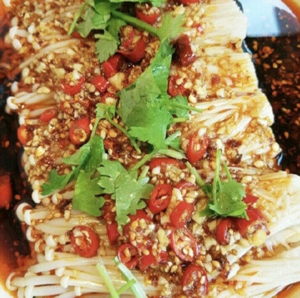 紅油金針菇的做法-家常味拌菜譜-易網健康養生網 紅油金針菇的做法-家常味拌菜譜