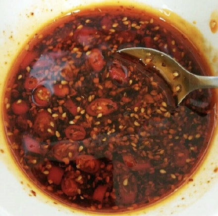 紅油金針菇的做法-家常味拌菜譜-易網健康養生網 紅油金針菇的做法-家常味拌菜譜