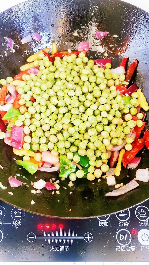 辣炒鮮豌豆的做法-香辣味炒菜譜