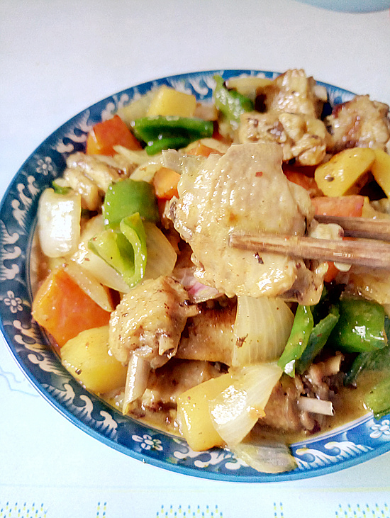 咖喱雞翅的做法-咖喱味燒菜譜