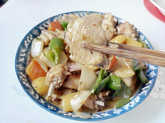 咖喱雞翅的做法-咖喱味燒菜譜