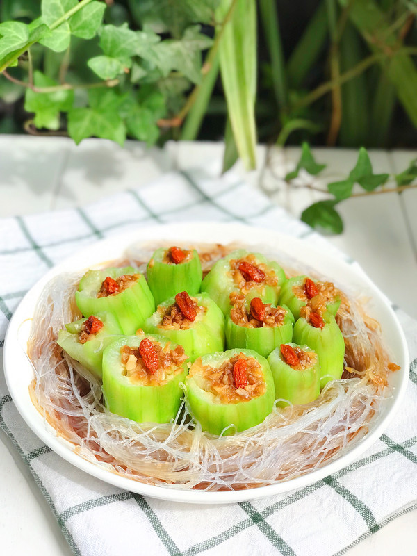 蒜蓉粉絲蒸絲瓜的做法-咸鮮味蒸菜譜