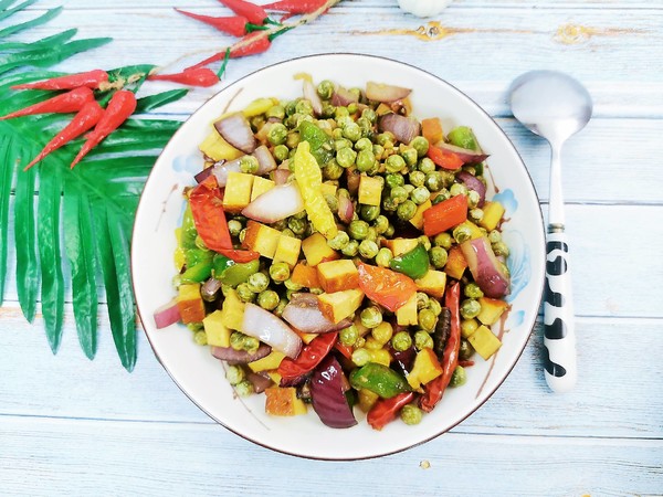 辣炒鮮豌豆的做法-香辣味炒菜譜