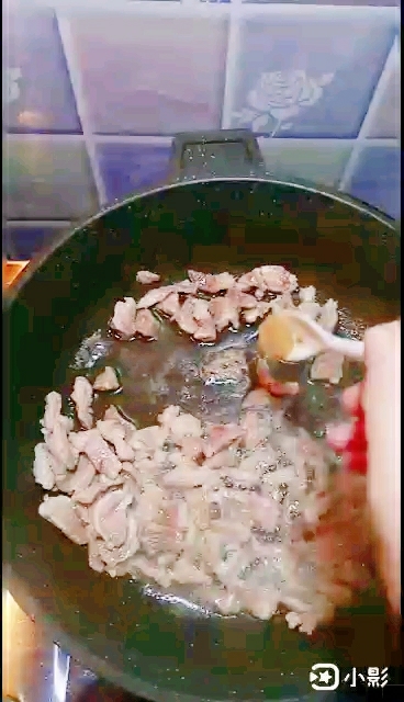 紅燒豆角的做法-家常味燉菜譜-易網(wǎng)健康養(yǎng)生網(wǎng) 紅燒豆角的做法-家常味燉菜譜