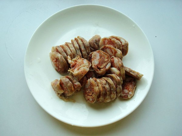 臘腸蒸豆腐的做法-咸鮮味蒸菜譜