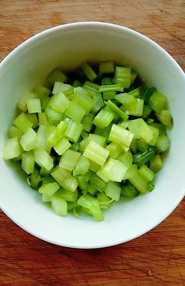 《過水魚》的做法-香辣味其它工藝菜譜-易網(wǎng)健康養(yǎng)生網(wǎng) 《過水魚》的做法-香辣味其它工藝菜譜