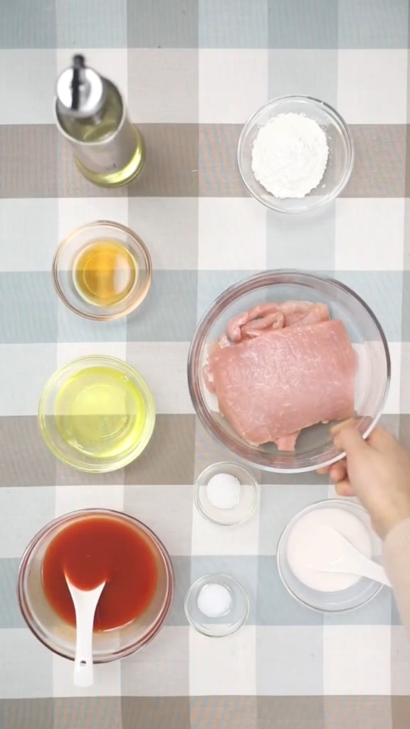 糖醋里脊的做法-家常味炒菜譜