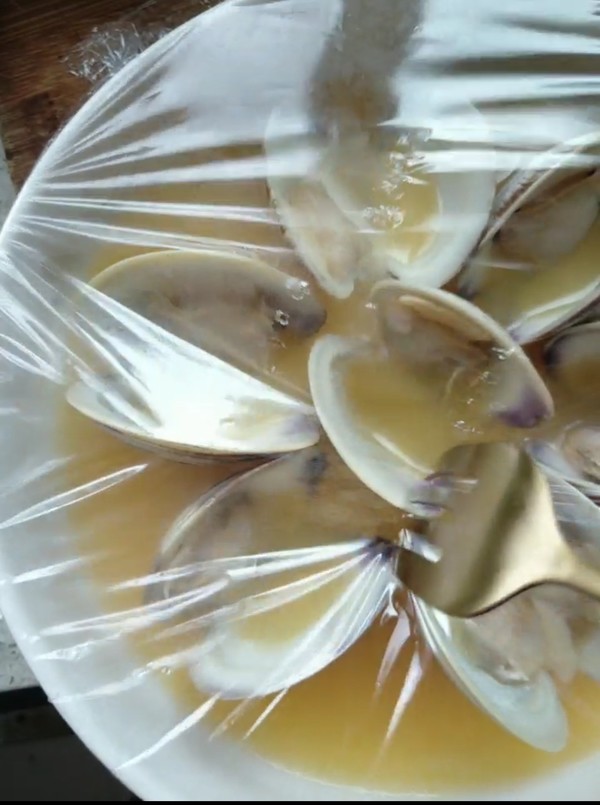 《海貝雞蛋羹》的做法-咸鮮味蒸菜譜-易網健康養生網 《海貝雞蛋羹》的做法-咸鮮味蒸菜譜