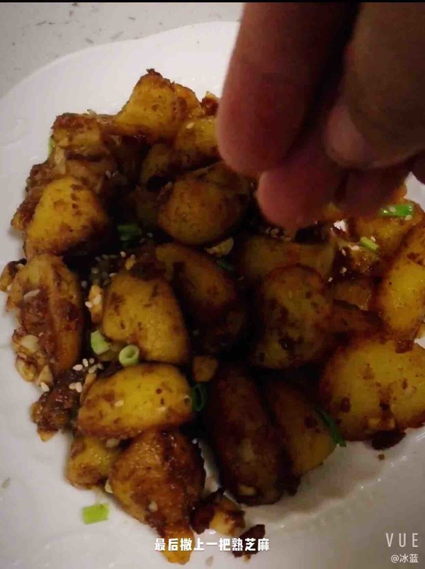 孜然椒鹽小土豆的做法-家常味煎菜譜