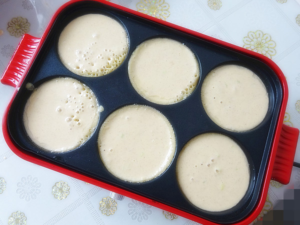 褐麥糊雞蛋餅的做法-蔥香味烙菜譜