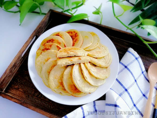 褐麥糊雞蛋餅的做法-蔥香味烙菜譜