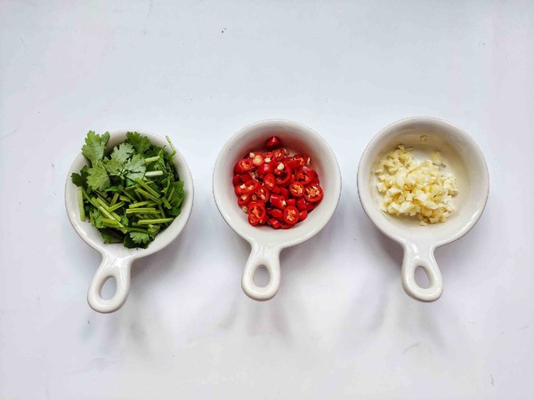 涼拌土豆絲的做法-家常味拌菜譜