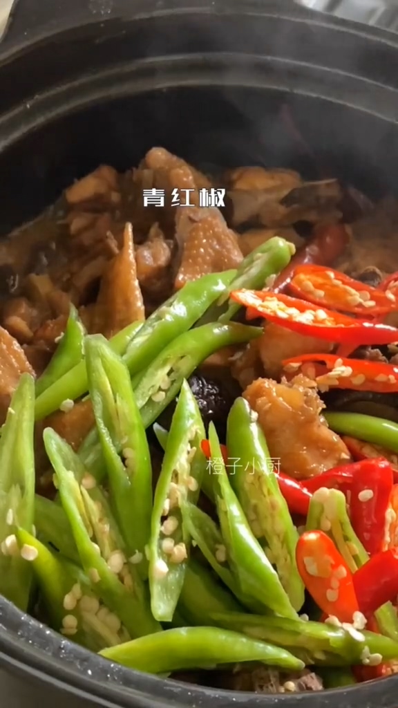 黃燜雞的做法-家常味炒菜譜